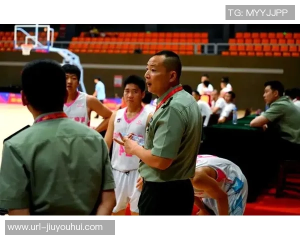 强军杯足球赛激发军队士气展现青春风采助力国防建设新征程 强军杯足球赛激发军队士气展现青春风采助力国防建设新征程